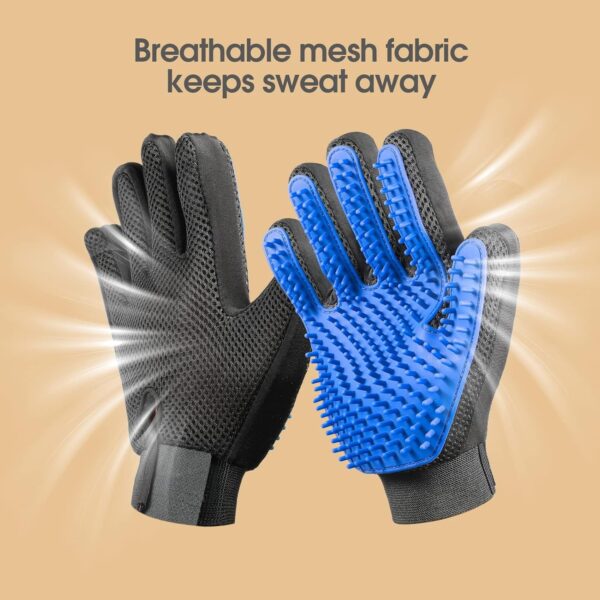 Grooming Glove – Remove Loose Fur While You Pet Your Pet